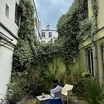 Paris 10E Sainte Marthe Canal Saint Martin 23M2